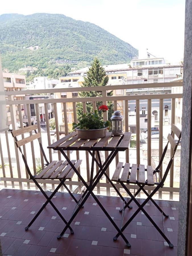 Mary House Daire Sondrio Dış mekan fotoğraf